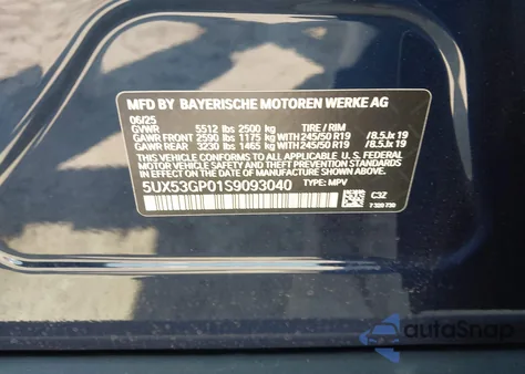 2025 BMW X3 30 xDrive z USA, uszkodzony, nr VIN 5UX53GP01S9093040